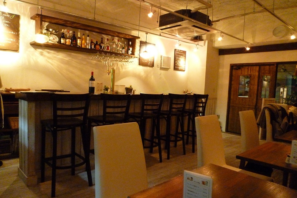 <b>Cafe / Bar</b>カフェ・バー